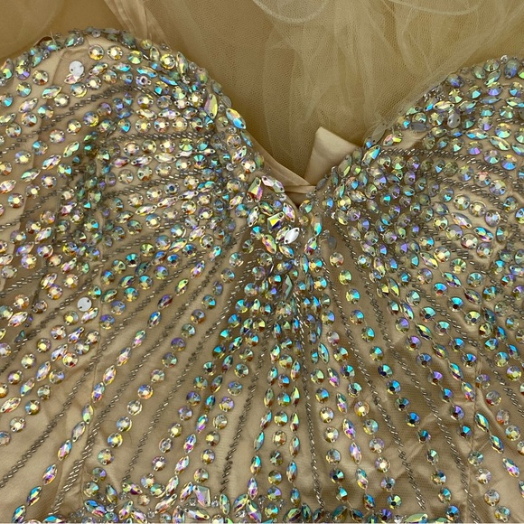 Gold/Yellow Prom/Graduation/Sweet 16 Dress/ Gown - Picture 3 of 8